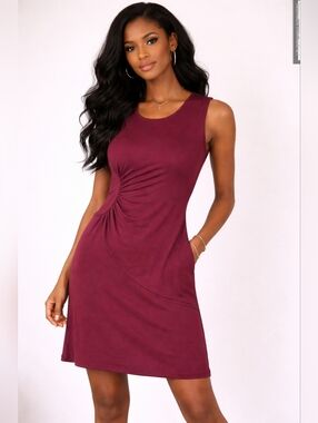 IMAN Red Sleeveless Sheath Midi Dress